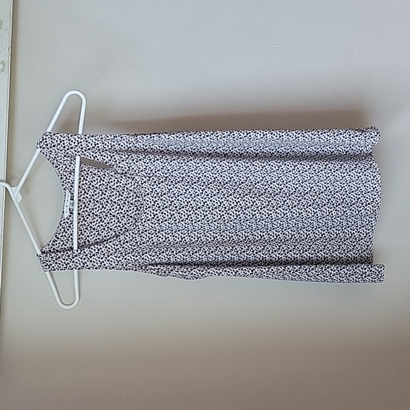 CAbi Sleeveless Blouse - Picture 1 of 8